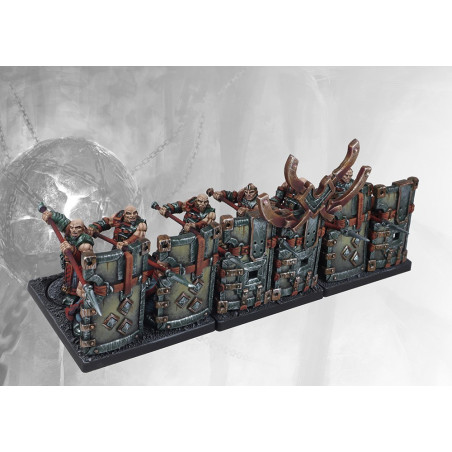 Dweghom: Initiates