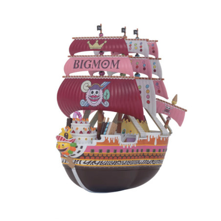 ONE PIECE MAQUETTE GRAND SHIP COLLECTION QUEEN MAMA CHANTER 15CM