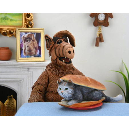 ALF ULTIMATE ACTION FIGURE 18CM